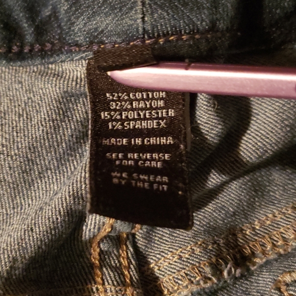 TORRID Jean's - Picture 7 of 8